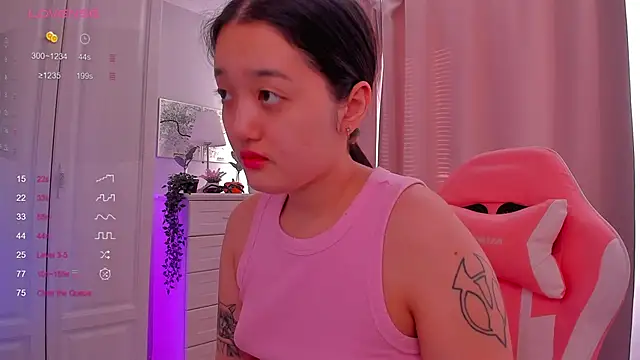 FreyaRaya online show from February 8, 2025, 9:13 am