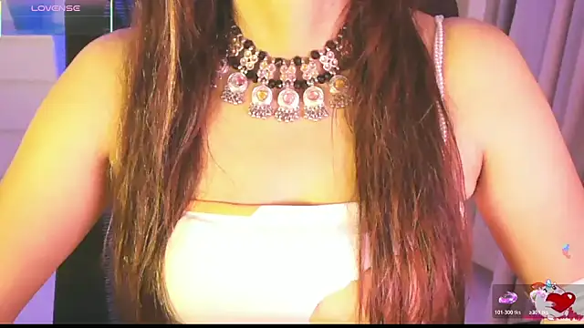  Blue Ruubyy  online show from July 8, 2026, 2:21 pm
