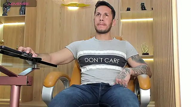 George Diesell online show from February 26, 2025, 8:44 pm