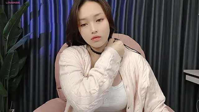 Snapshot of Cothy_Ti chatting on January 28, 2025, 5:14 pm Cothy Ti online show from January 28, 2025, 5:14 pm