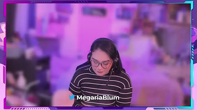 MegariaB online show from February 6, 2026, 4:50 am