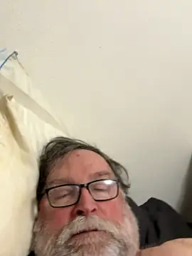 Drummajor online show from November 20, 2025, 1:39 am