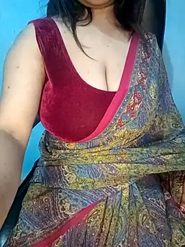 Snapshot of Dayna-36 chatting on February 19, 2025, 8:52 pm Dayna-36 online show from February 19, 2025, 8:52 pm