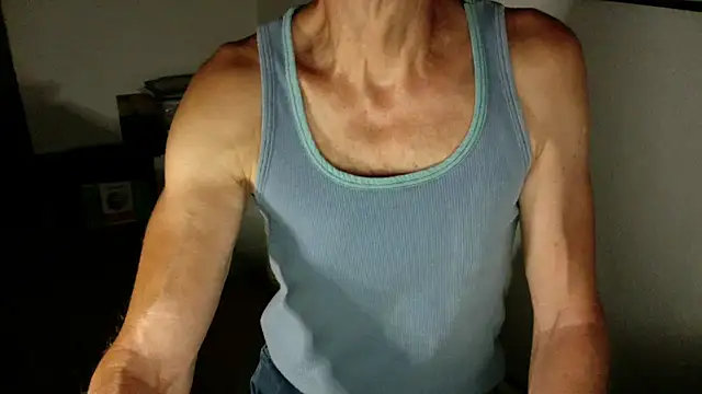 Snapshot of Artjack-cam4 chatting on July 10, 2026, 11:57 am Artjack-cam4 online show from July 10, 2026, 11:57 am