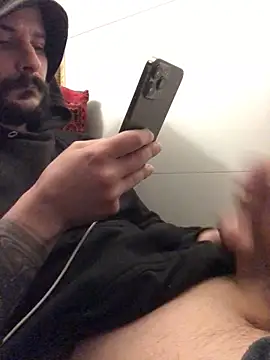 hotmrniceguy online show from February 17, 2025, 10:58 pm