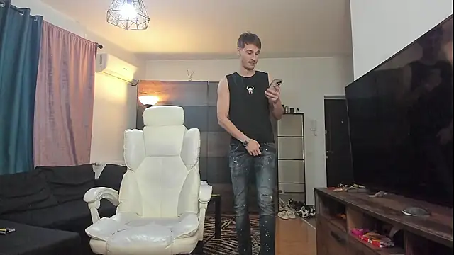 Snapshot of Jimmymorello chatting on December 2, 2024, 9:17 pm Jimmymorello online show from December 2, 2024, 9:17 pm