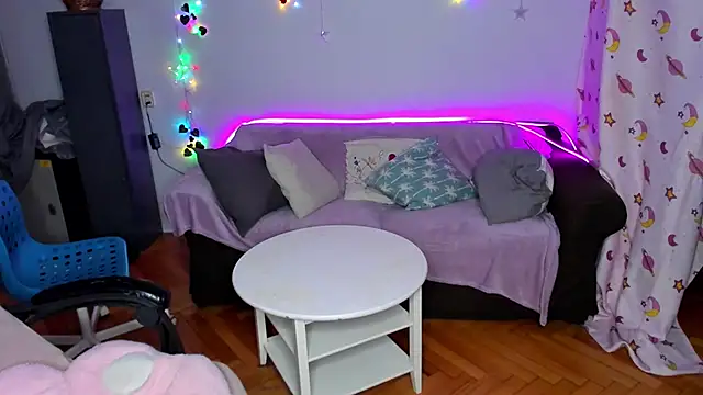 Evelyn Harperxh online show from November 8, 2025, 12:11 am