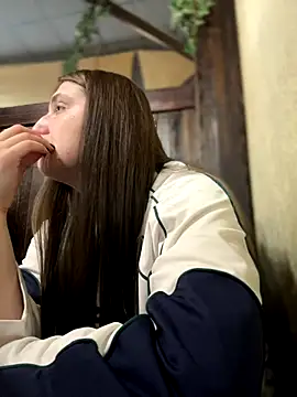 Snapshot of JessiMur chatting on September 11, 2025, 6:46 am JessiMur online show from September 11, 2025, 6:46 am