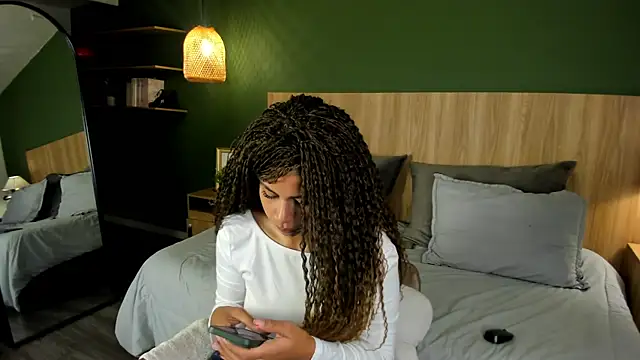 Snapshot of nayah__ chatting on April 30, 2026, 1:06 pm nayah online show from April 30, 2026, 1:06 pm