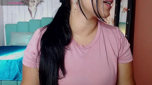 Snapshot of Alison_Simmons chatting on December 28, 2024, 3:48 pm Alison Simmons online show from December 28, 2024, 3:48 pm