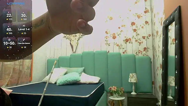 Snapshot of Alison_Simmons chatting on February 26, 2025, 11:20 am Alison Simmons online show from February 26, 2025, 11:20 am