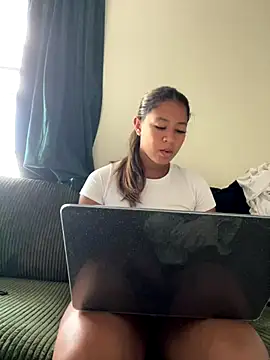 Snapshot of VanessaBling chatting on September 15, 2025, 9:15 pm VanessaBling online show from September 15, 2025, 9:15 pm