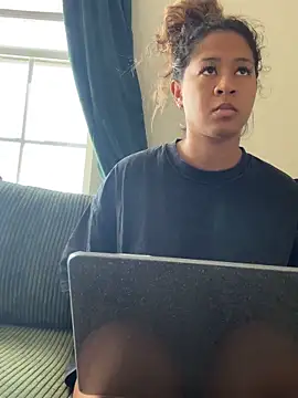 Snapshot of VanessaBling chatting on October 4, 2025, 2:59 pm VanessaBling online show from October 4, 2025, 2:59 pm