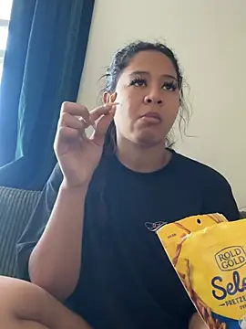 Snapshot of VanessaBling chatting on January 15, 2026, 4:33 pm VanessaBling online show from January 15, 2026, 4:33 pm