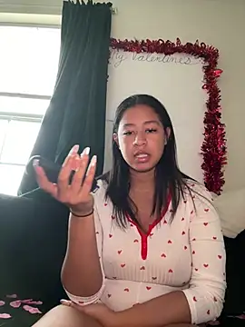 Snapshot of VanessaBling chatting on February 10, 2026, 4:11 pm VanessaBling online show from February 10, 2026, 4:11 pm