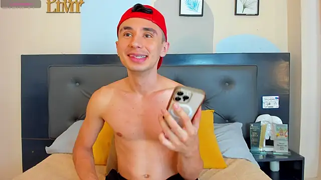 Jotastevensxx online show from July 4, 2026, 8:48 pm