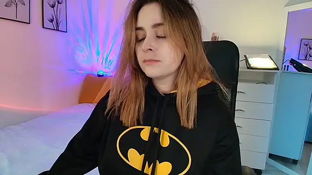 miss seline online show from March 18, 2025, 8:59 pm