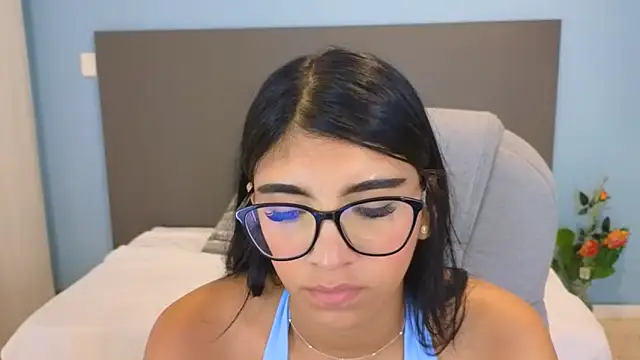 maiaa ruiz online show from November 6, 2025, 2:51 pm