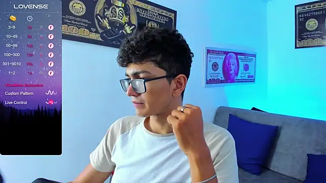 TylerWhite  online show from February 2, 2025, 7:41 am