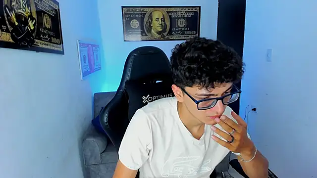 TylerWhite  online show from March 1, 2025, 5:52 am