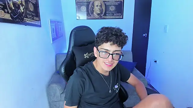 TylerWhite  online show from March 8, 2025, 8:55 am