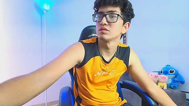 TylerWhite  online show from September 16, 2025, 1:56 pm