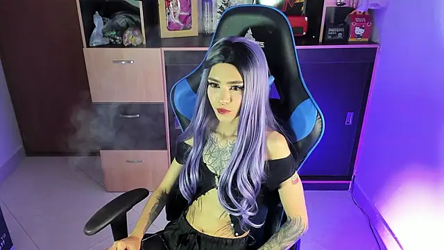 Badxbitch online show from March 20, 2026, 7:24 am