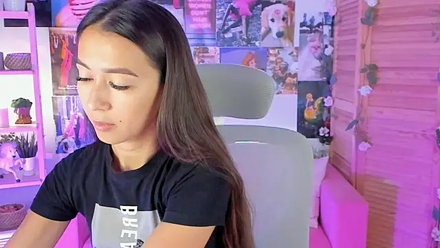 LanaBaker online show from February 12, 2025, 2:45 am