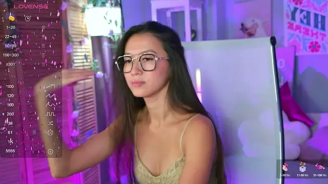 LanaBaker online show from September 15, 2025, 2:55 am