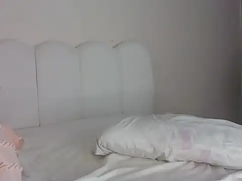 Switdelfy online show from April 19, 2026, 3:22 pm