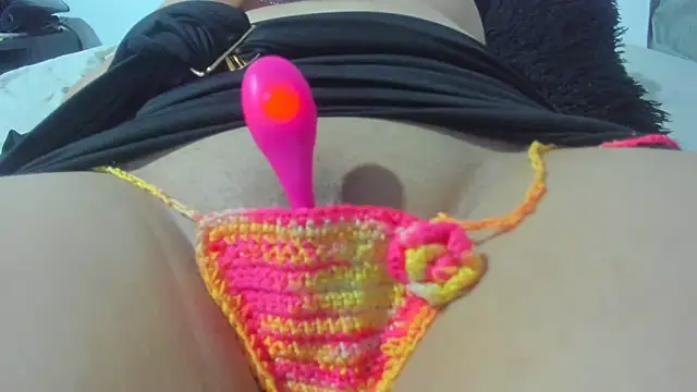 Snapshot of KarelySexy chatting on July 18, 2026, 12:59 am KarelySexy online show from July 18, 2026, 12:59 am