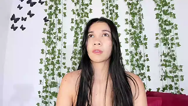 Emiily Parkerr online show from February 12, 2026, 3:01 am