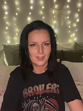 Snapshot of Off__Melonenmandy chatting on February 12, 2026, 5:52 pm Off Melonenmandy online show from February 12, 2026, 5:52 pm