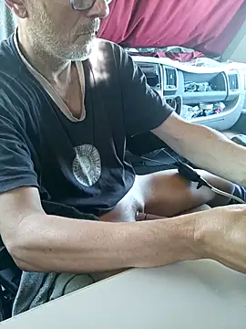 richa22cm online show from September 30, 2025, 12:43 pm