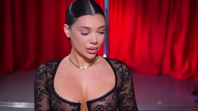 Snapshot of NatyDesiree chatting on January 7, 2025, 7:17 pm NatyDesiree online show from January 7, 2025, 7:17 pm