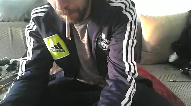 Snapshot of Cipotaz0 chatting on December 21, 2024, 4:36 pm Cipotaz0 online show from December 21, 2024, 4:36 pm