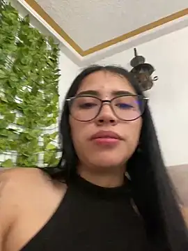 SaritaHot 69 online show from December 13, 2024, 3:43 pm