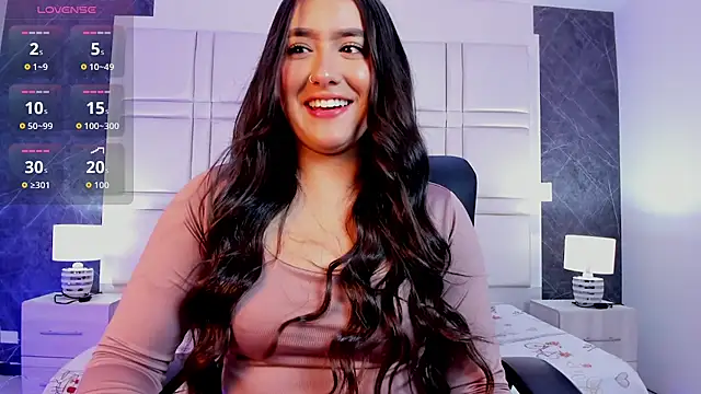 paulina sweett  online show from March 19, 2026, 12:31 pm