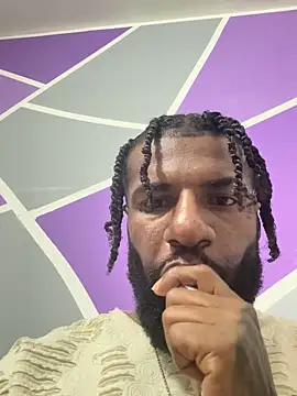 Snapshot of BL4CKBUNY chatting on October 27, 2025, 9:52 pm BL4CKBUNY online show from October 27, 2025, 9:52 pm