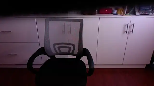 Snapshot of spanishairy chatting on March 11, 2026, 4:13 pm spanishairy online show from March 11, 2026, 4:13 pm