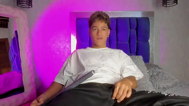 Levy Steve online show from December 4, 2024, 4:10 am