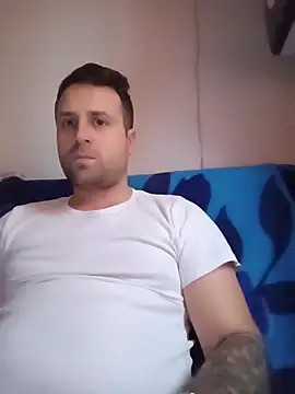 LucianM6 online show from December 1, 2025, 12:54 pm