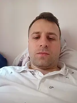 Snapshot of LucianM6 chatting on March 22, 2026, 8:51 am LucianM6 online show from March 22, 2026, 8:51 am