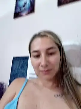 Snapshot of Iris_love18 chatting on March 12, 2026, 12:55 pm Iris love18 online show from March 12, 2026, 12:55 pm