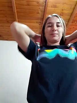 Snapshot of Iris_love18 chatting on March 20, 2026, 1:16 pm Iris love18 online show from March 20, 2026, 1:16 pm