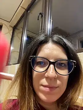 NadiraNoor online show from October 10, 2025, 9:14 pm