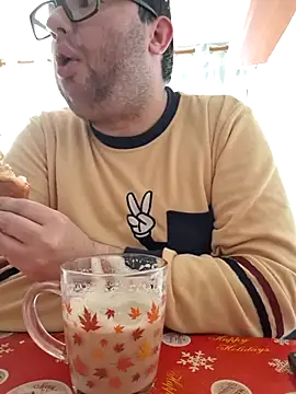 Javier bear online show from March 20, 2026, 10:09 am