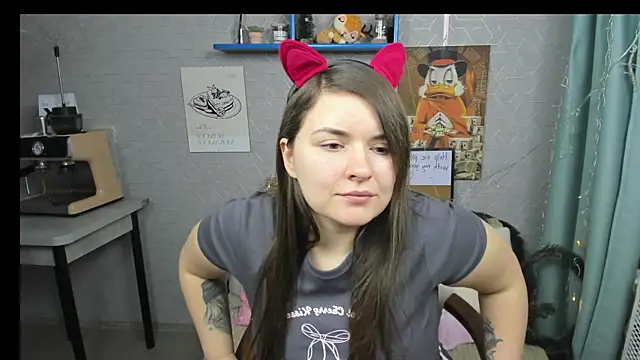 Snapshot of LineraPitts chatting on January 2, 2025, 2:46 pm LineraPitts online show from January 2, 2025, 2:46 pm