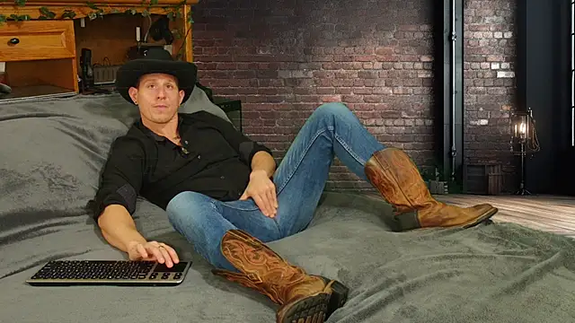 zack Fisher online show from February 11, 2026, 11:10 pm