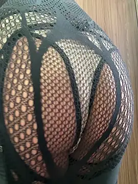 Snapshot of AlvaSmallCook chatting on November 3, 2025, 4:30 pm AlvaSmallCook online show from November 3, 2025, 4:30 pm